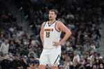 约基奇单月总篮板和总助攻都是联盟第一 ABA&NBA合并后仅此一人