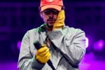 西媒：巴萨所有球员都申请了波多黎各歌星Bad bunny的演唱会门票