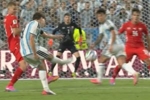 第112分钟，阿尔瓦雷斯兜射死角破门！阿根廷2-1领先瑞士